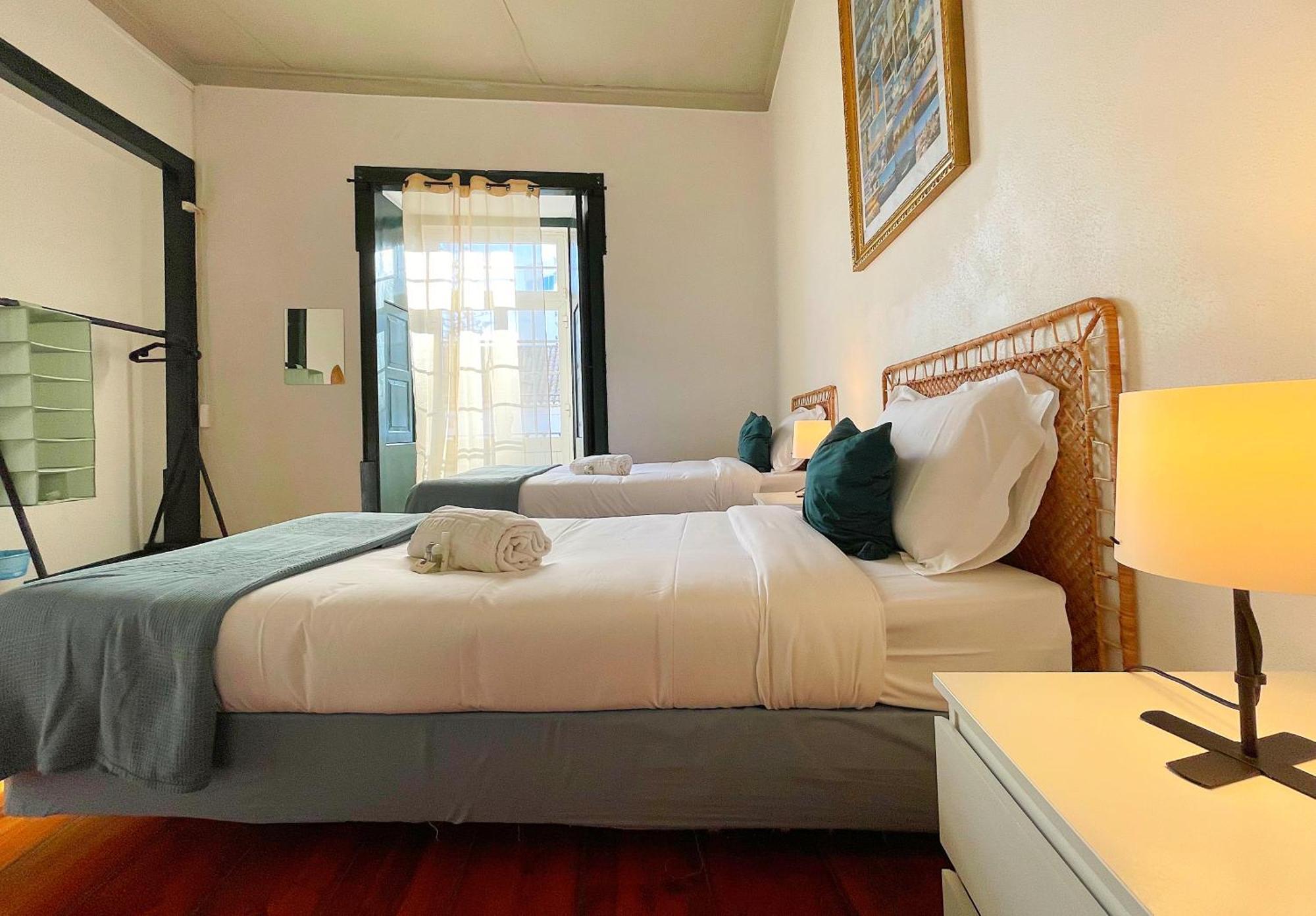 Algarve Hostel ฟารู ภายนอก รูปภาพ
