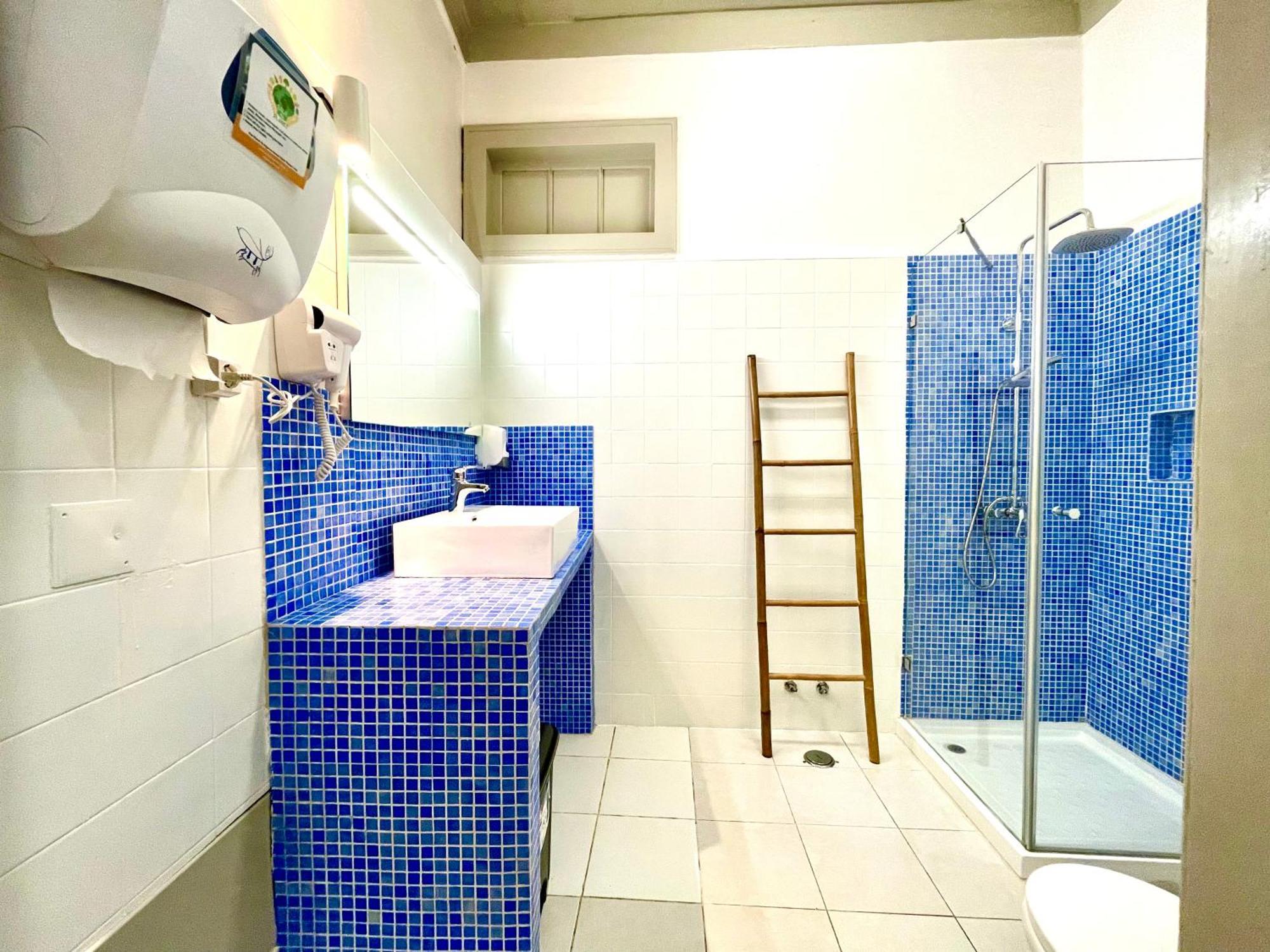 Algarve Hostel ฟารู ภายนอก รูปภาพ