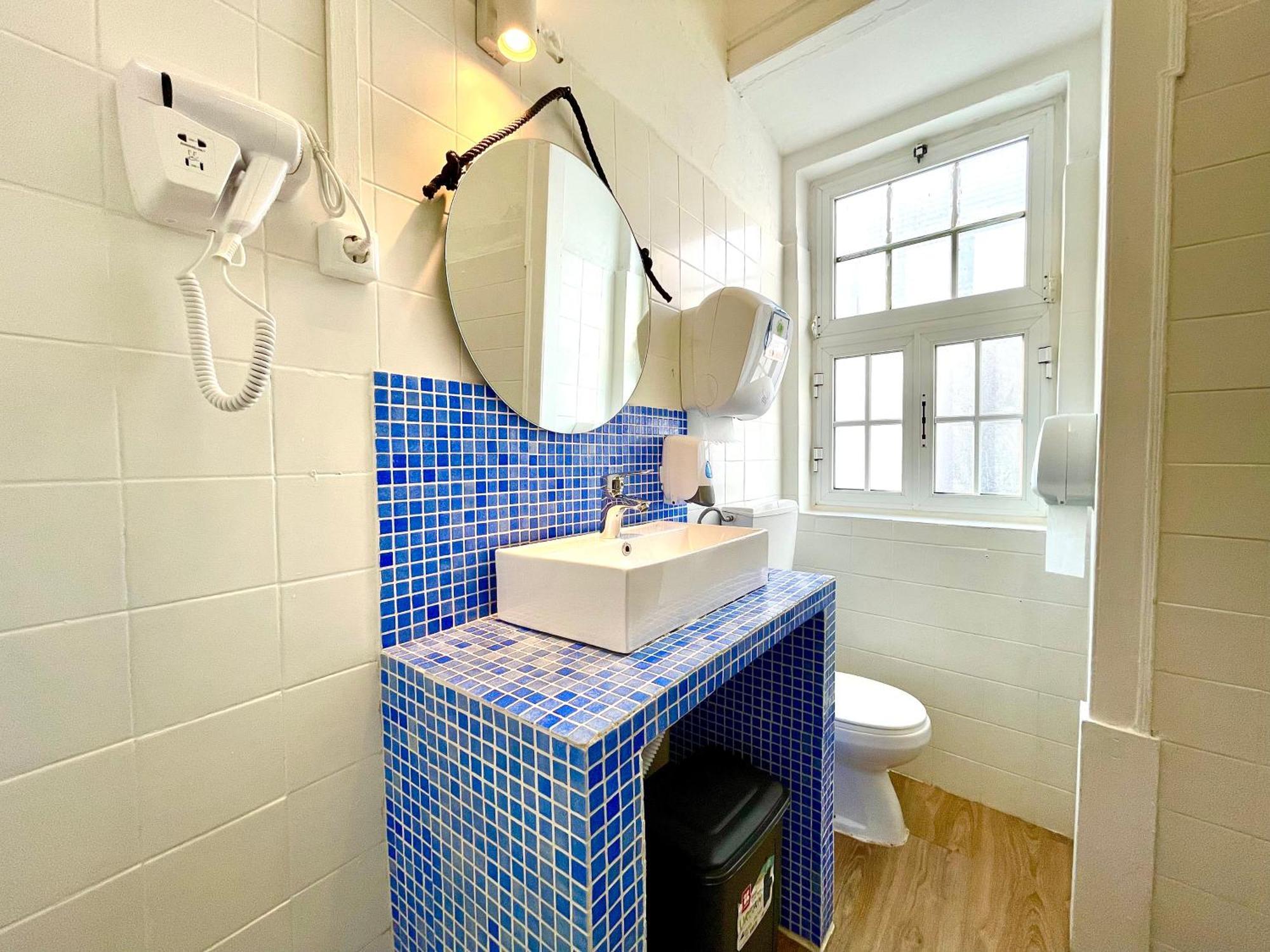 Algarve Hostel ฟารู ภายนอก รูปภาพ