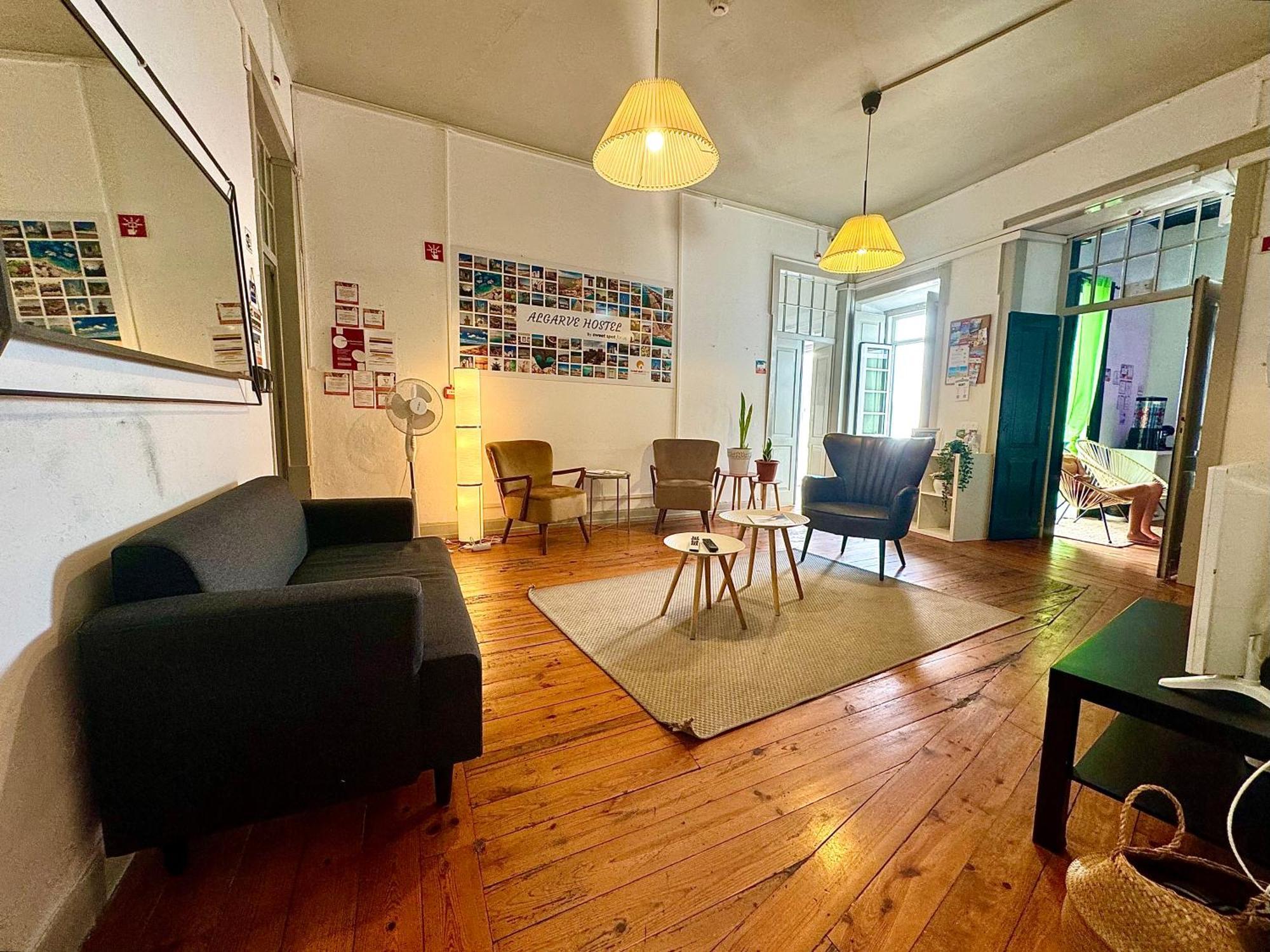 Algarve Hostel ฟารู ภายนอก รูปภาพ
